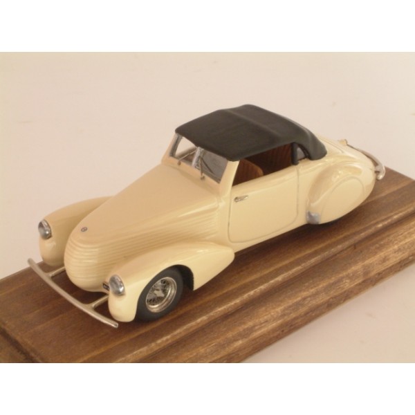 Alfa Romeo 6C 2300 B 1° serie Cabriolet Castagna 1935 Stradale / Road - Special Built 1:43